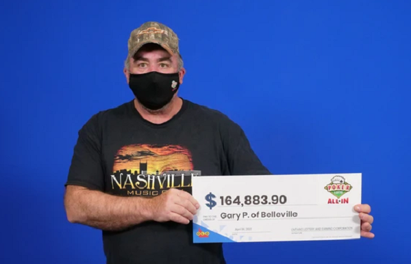 Seorang Warga Belleville Memenangkan Memenangkan $164.883 dengan Poker Lotto All In