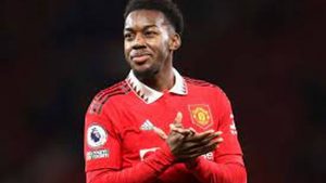 Elanga di perjalanan? Dortmund menanyakan tentang membawa Manchester United maju dengan status pinjaman di tengah minat Everton
